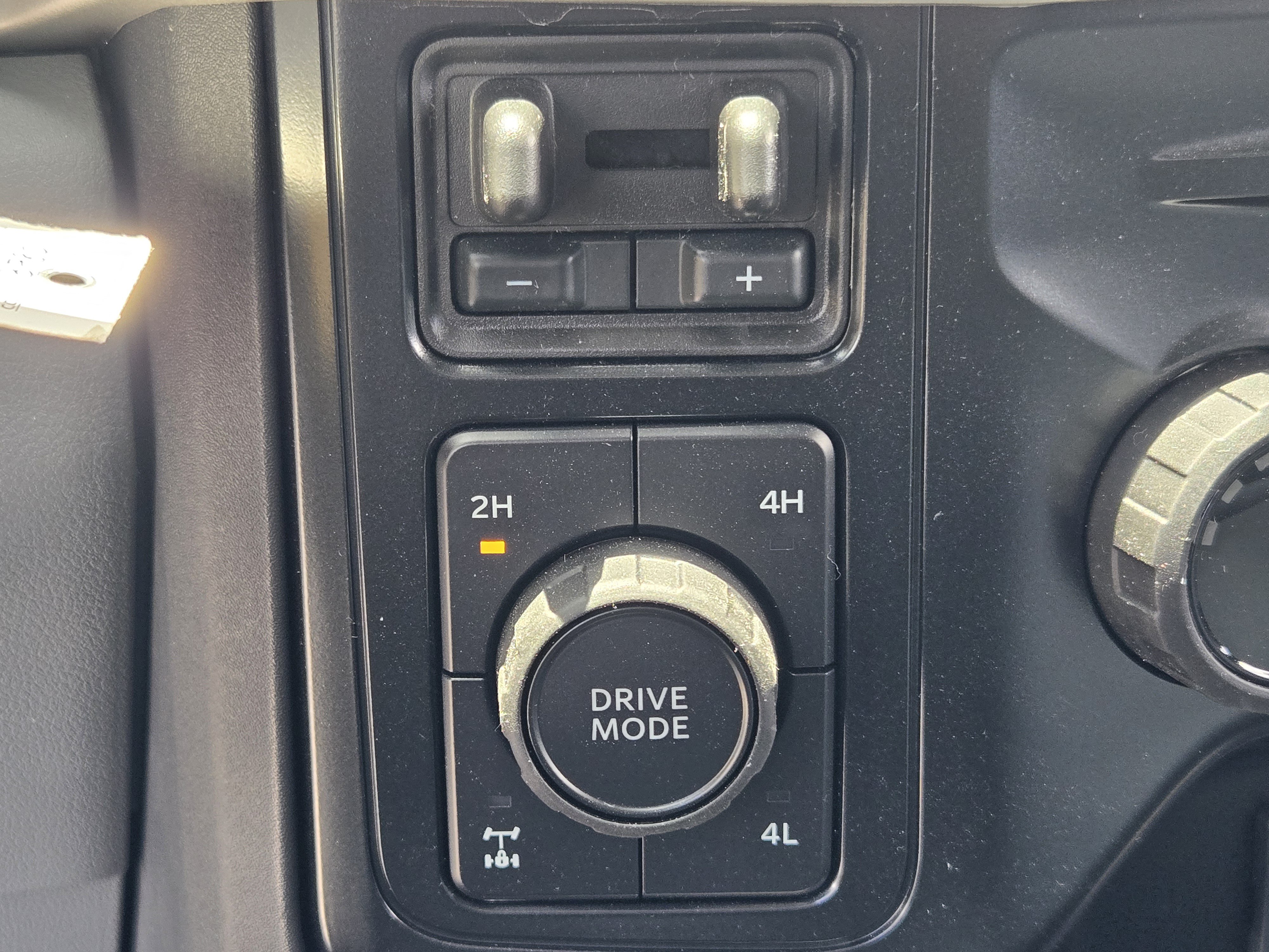 New 2025 Ford F250 XL w/ XL Driver Assist Package AWD/4WD image 14