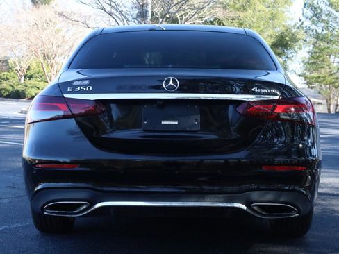 Used 2021 Mercedes-Benz E 350 4MATIC Sedan image 4