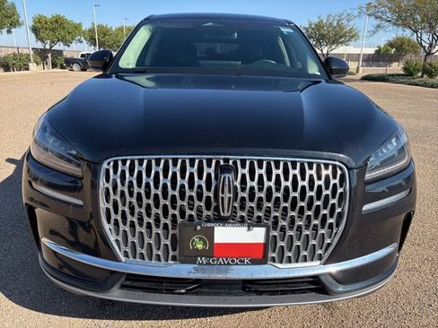 Used 2023 Lincoln Corsair AWD image 10