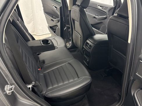 Certified 2022 Ford Edge SEL w/ Convenience Package AWD/4WD image 29
