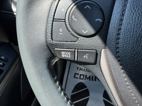 Used 2017 Toyota RAV4 XLE w/ Plus Special Value Package AWD/4WD image 47