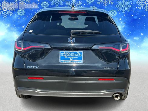 Used 2024 Honda HR-V Sport image 6