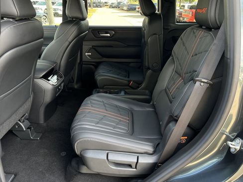 New 2026 Nissan Armada PRO-4X w/ Captain's Chari Seat Package AWD/4WD image 18