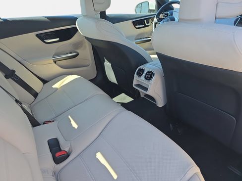 Used 2024 Mercedes-Benz C 300 4MATIC Sedan image 11