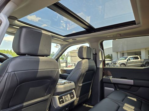New 2026 Ford F250 Lariat w/ Lariat Ultimate Package image 14