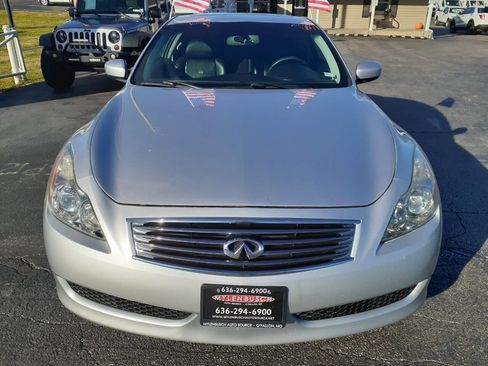 Used 2010 INFINITI G37 x Coupe w/ Premium Pkg image 4