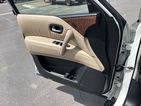 Used 2019 Nissan Armada Platinum w/ Captain's Chairs Package AWD/4WD image 30