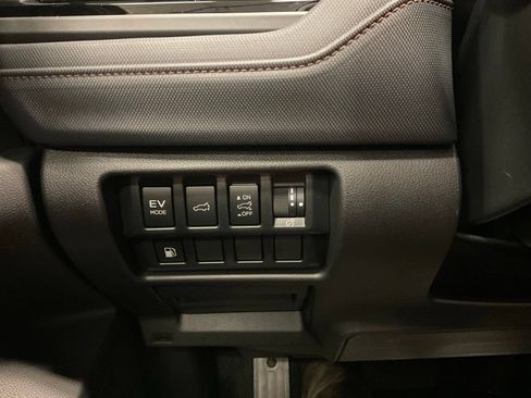 New 2026 Subaru Forester Touring AWD/4WD image 13