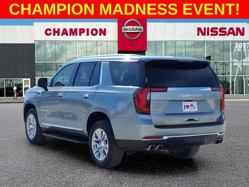 Used 2025 GMC Yukon Denali image 5