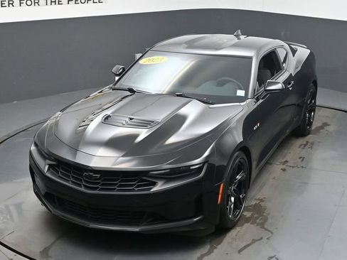Used 2023 Chevrolet Camaro LT w/ Technology Package RWD image 39