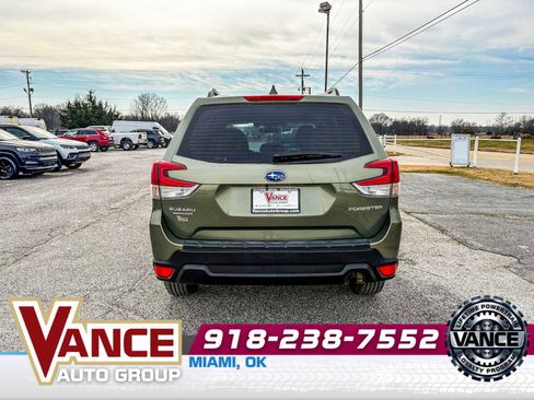 Used 2021 Subaru Forester w/ Popular Package #1 image 6