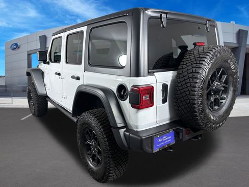 Used 2024 Jeep Wrangler Unlimited Sport AWD/4WD image 3