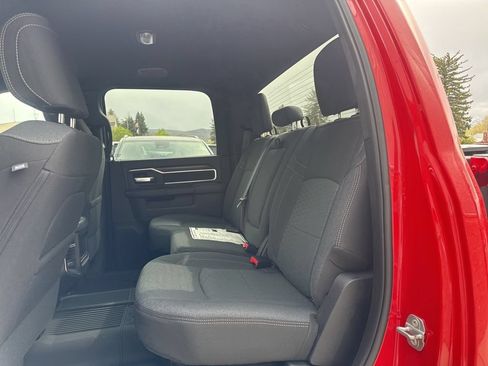 New 2026 RAM 2500 Big Horn AWD/4WD image 16