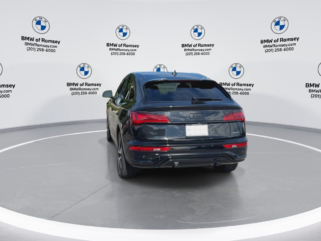 Used 2024 Audi Q5 2.0T Premium Plus w/ Premium Plus Package AWD/4WD image 3