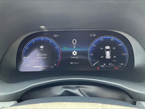 Used 2024 Toyota Highlander Limited image 20