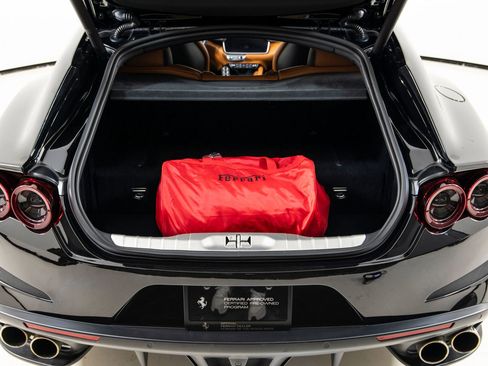 Certified 2018 Ferrari GTC4Lusso AWD/4WD image 32