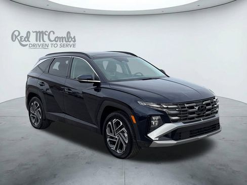 Certified 2025 Hyundai Tucson Limited AWD/4WD image 7