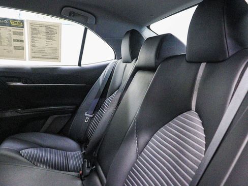 Used 2024 Toyota Camry SE FWD image 18