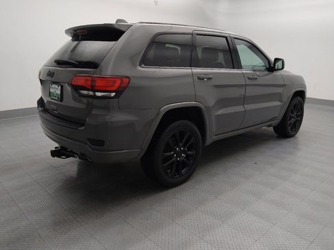 Used 2021 Jeep Grand Cherokee Laredo X AWD/4WD image 10