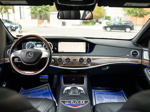 Used 2014 Mercedes-Benz S 550 Sedan w/ Sport Package w/ Sport Package image 14