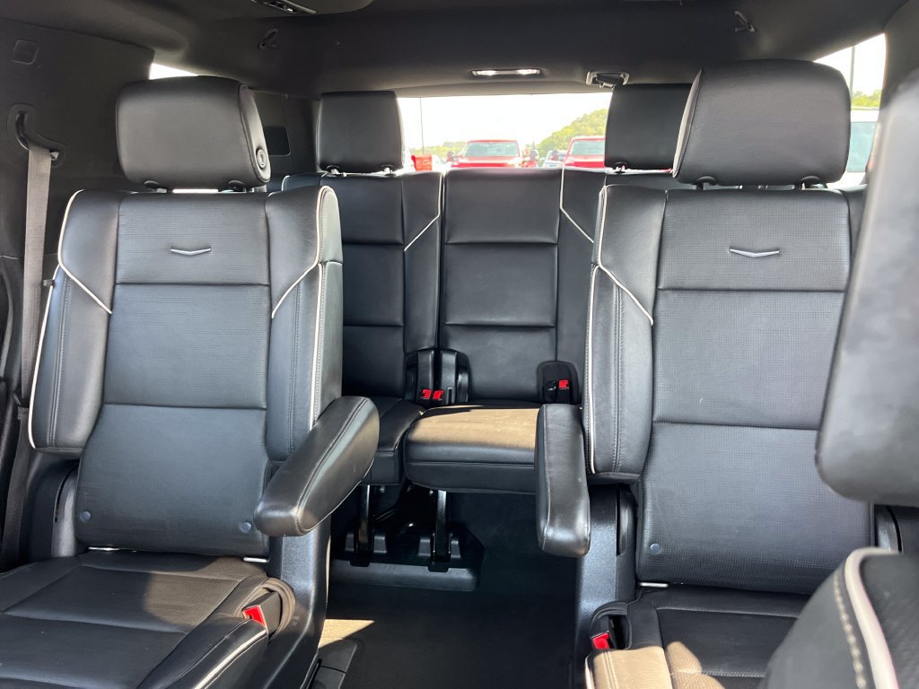 Used 2021 Cadillac Escalade Sport AWD/4WD image 15