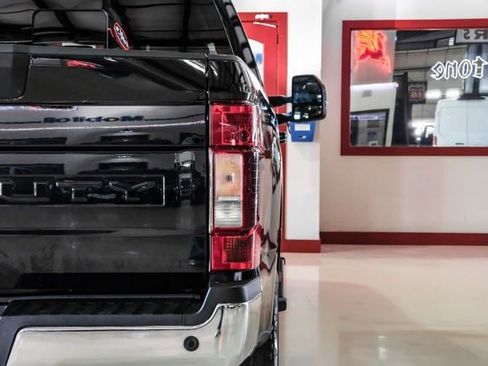 Used 2021 Ford F250 Lariat w/ Lariat Value Package image 43