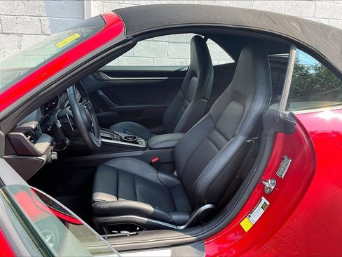 Certified 2023 Porsche 911 Carrera RWD image 5