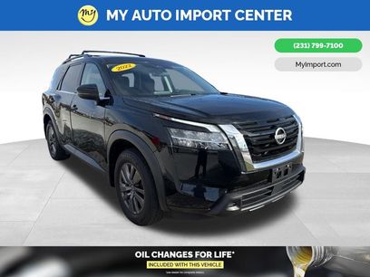 Used 2022 Nissan Pathfinder SV