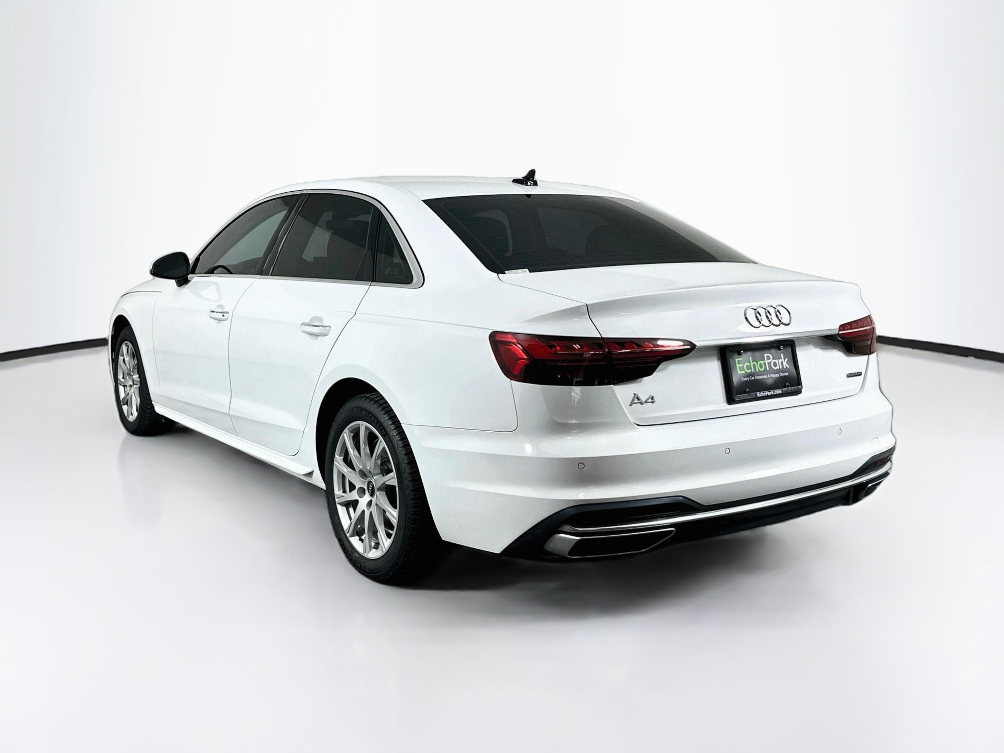 Used 2023 Audi A4 2.0T Premium w/ Convenience Package AWD/4WD image 5