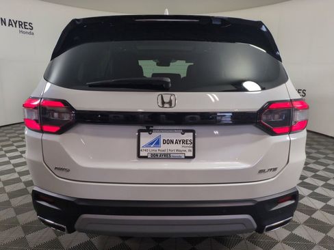 Certified 2025 Honda Pilot Elite image 5
