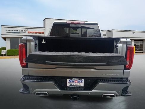 Used 2024 GMC Sierra 1500 Denali AWD/4WD image 12