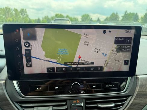 Used 2023 Nissan Altima 2.5 SL FWD image 9