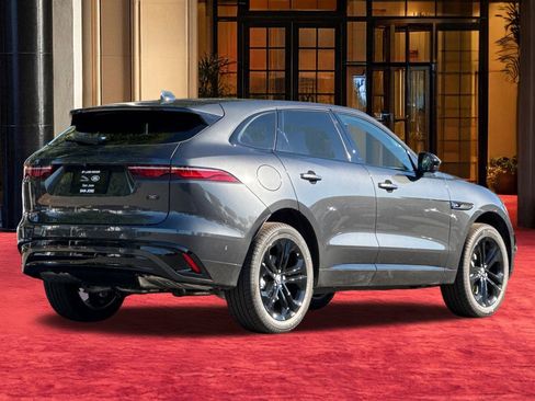 New 2026 Jaguar F-PACE R-Dynamic S image 10