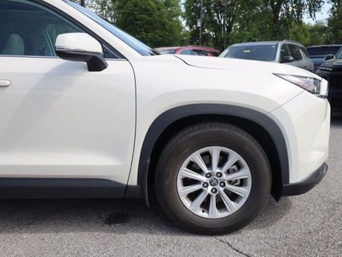 Used 2024 Toyota Grand Highlander XLE image 15