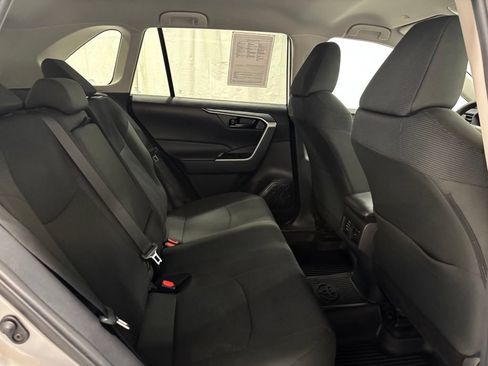 Used 2025 Toyota RAV4 LE AWD/4WD image 52