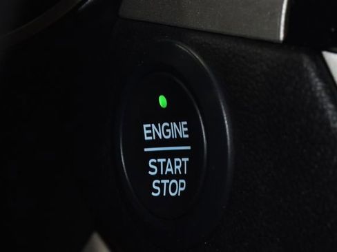 Used 2020 Ford Escape SEL image 25