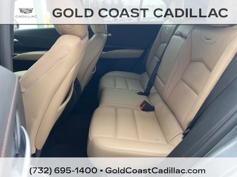 Used 2024 Cadillac XT4 Luxury w/ Cold Weather Package image 14
