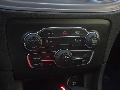 Used 2023 Dodge Charger SXT image 17