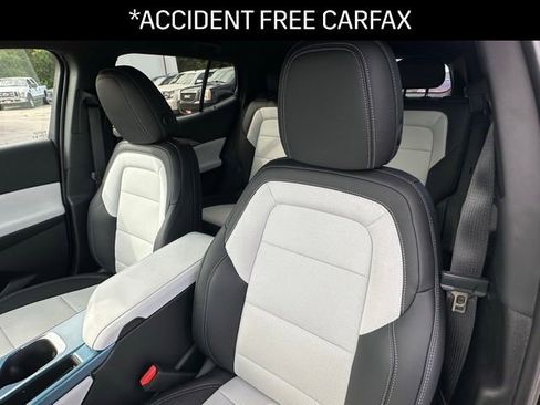 Used 2024 Chevrolet Equinox EV LT image 2