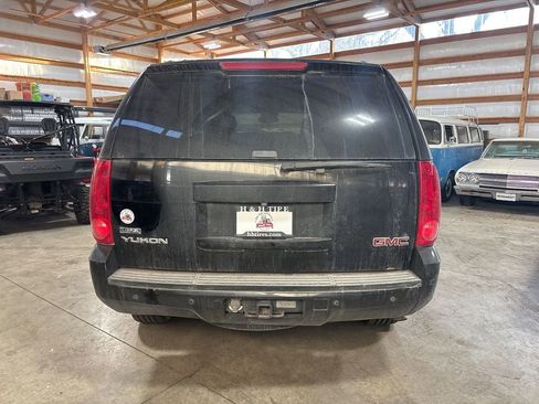 Used 2007 GMC Yukon SLT w/ SLT Preferred Equipment Group image 9