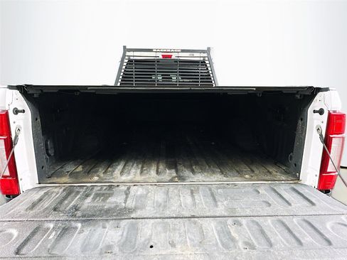 Used 2020 Ford F350 Lariat w/ Lariat Ultimate Package image 25