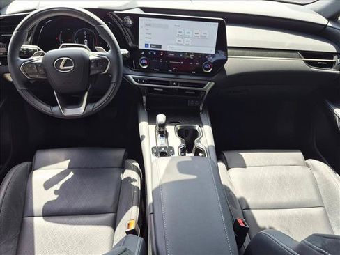 Used 2024 Lexus RX 350 FWD w/ Convenience Package image 17