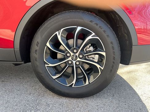 New 2026 Lincoln Nautilus Premier image 38