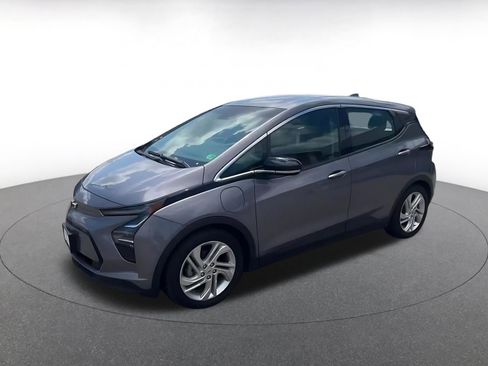Used 2023 Chevrolet Bolt LT w/ Driver Confidence Package FWD image 8
