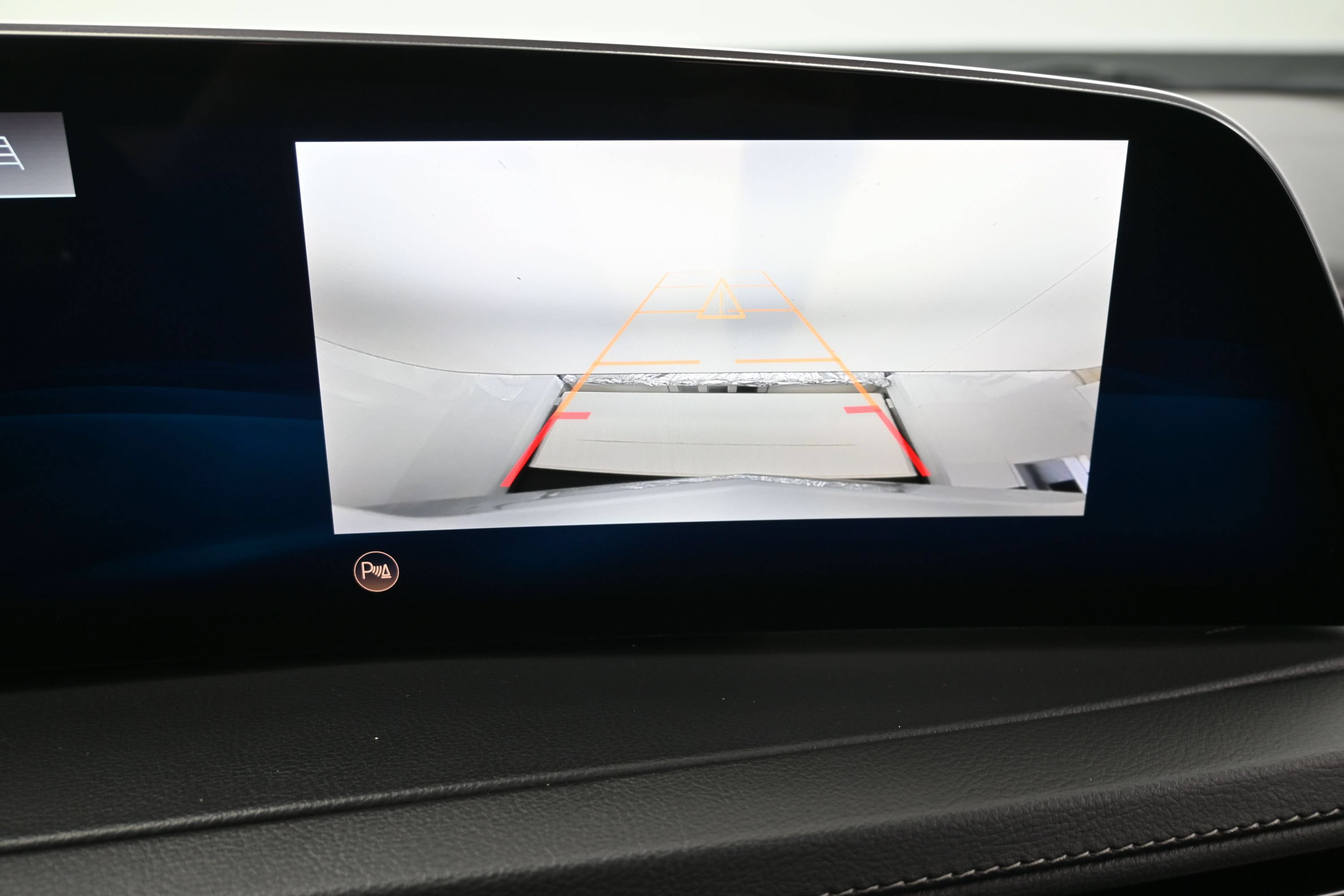 Used 2024 Cadillac XT4 Premium Luxury FWD image 20