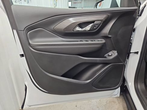 Used 2023 GMC Terrain SLE w/ Driver Convenience Package AWD/4WD image 15