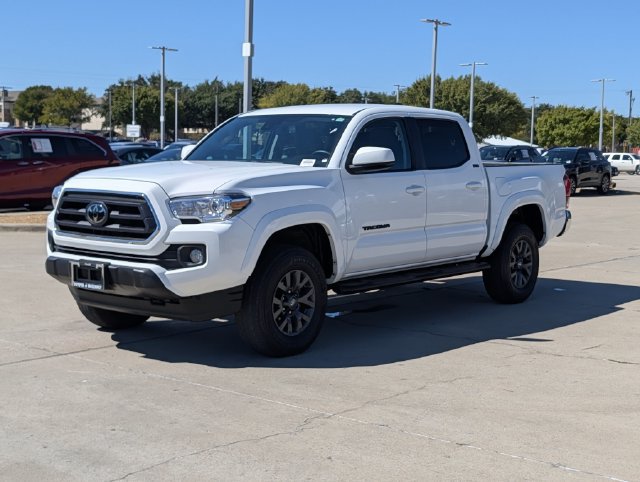 Used 2023 Toyota Tacoma SR5 AWD/4WD image 10