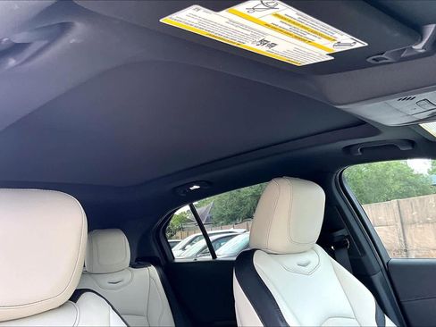 Used 2019 Cadillac XT4 Sport FWD image 14