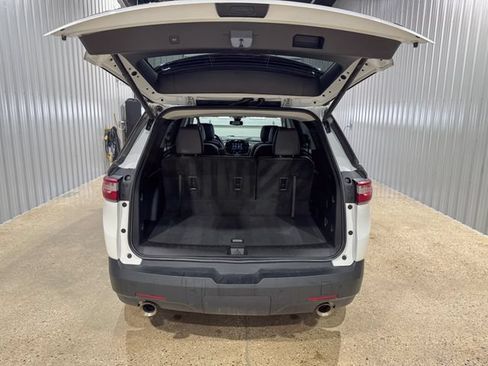 Used 2021 Chevrolet Traverse RS AWD/4WD image 5