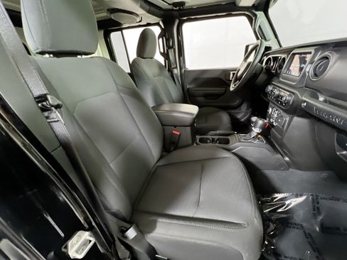 Used 2023 Jeep Wrangler Unlimited Sport AWD/4WD image 26